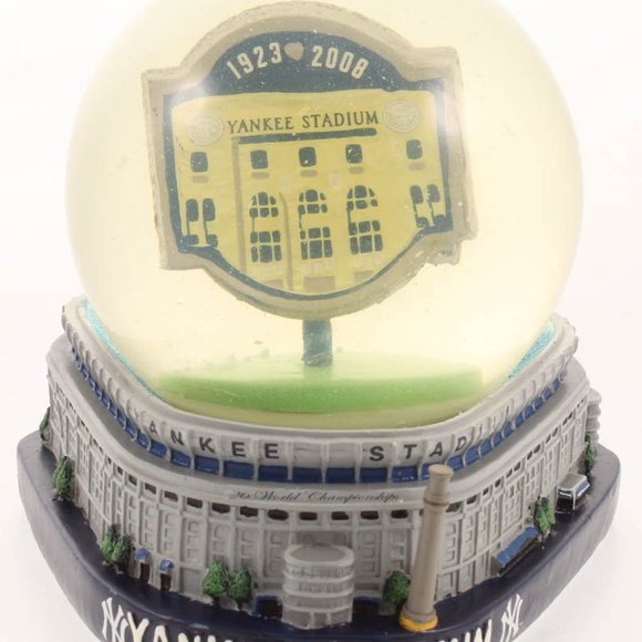 Forever Collectibles Other - Limited Edition Rare Yankee Stadium Snow Globe
